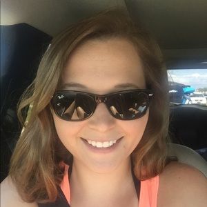 Meet your Posher, Devon